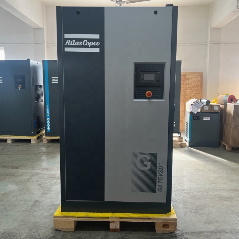 Voivatko Atlas Copcon 120 hv:n öljysuihkutusilmakompressorit toimia 24/7 laitoksessasi?