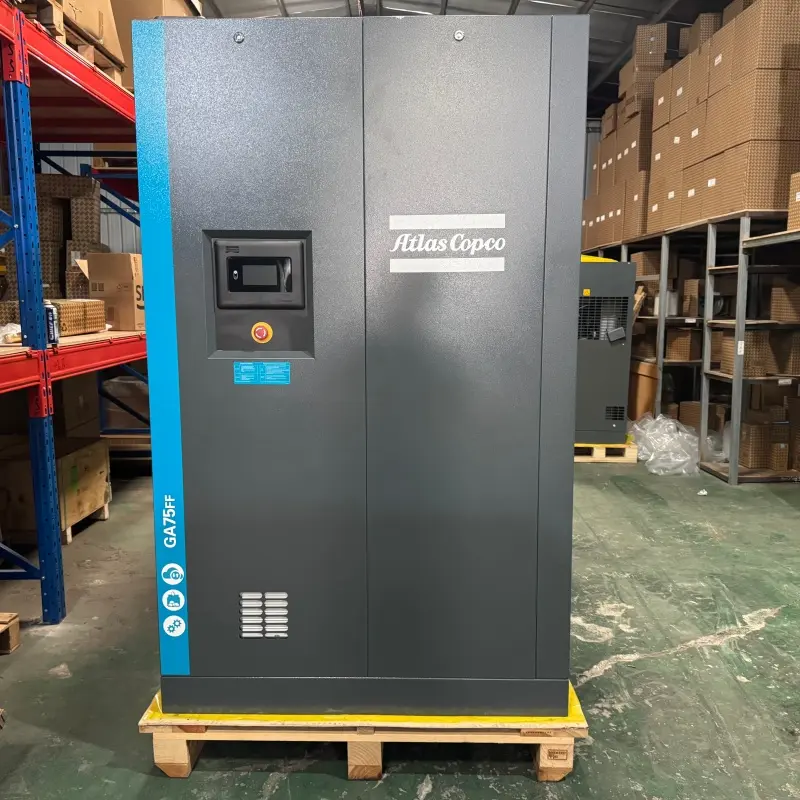 Atlas Copco GA75FF öljysuihkutettu ruuvikompressori 75 kW 100 hv integroitu kuivausrumpu aito